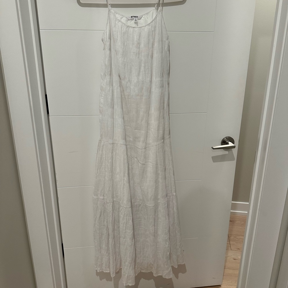 BB Dakota Light Cream Maxi Dress